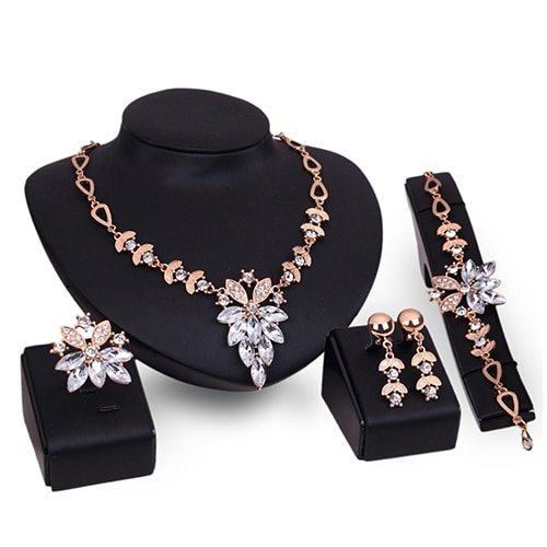 Elegant Clear Crystal Jewelry Set